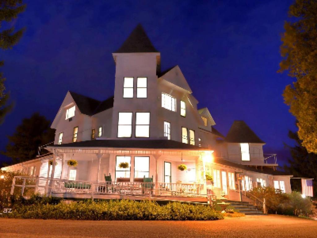 Anne'S Washington Inn (Adults Only) Саратога Спрингс Екстериор снимка