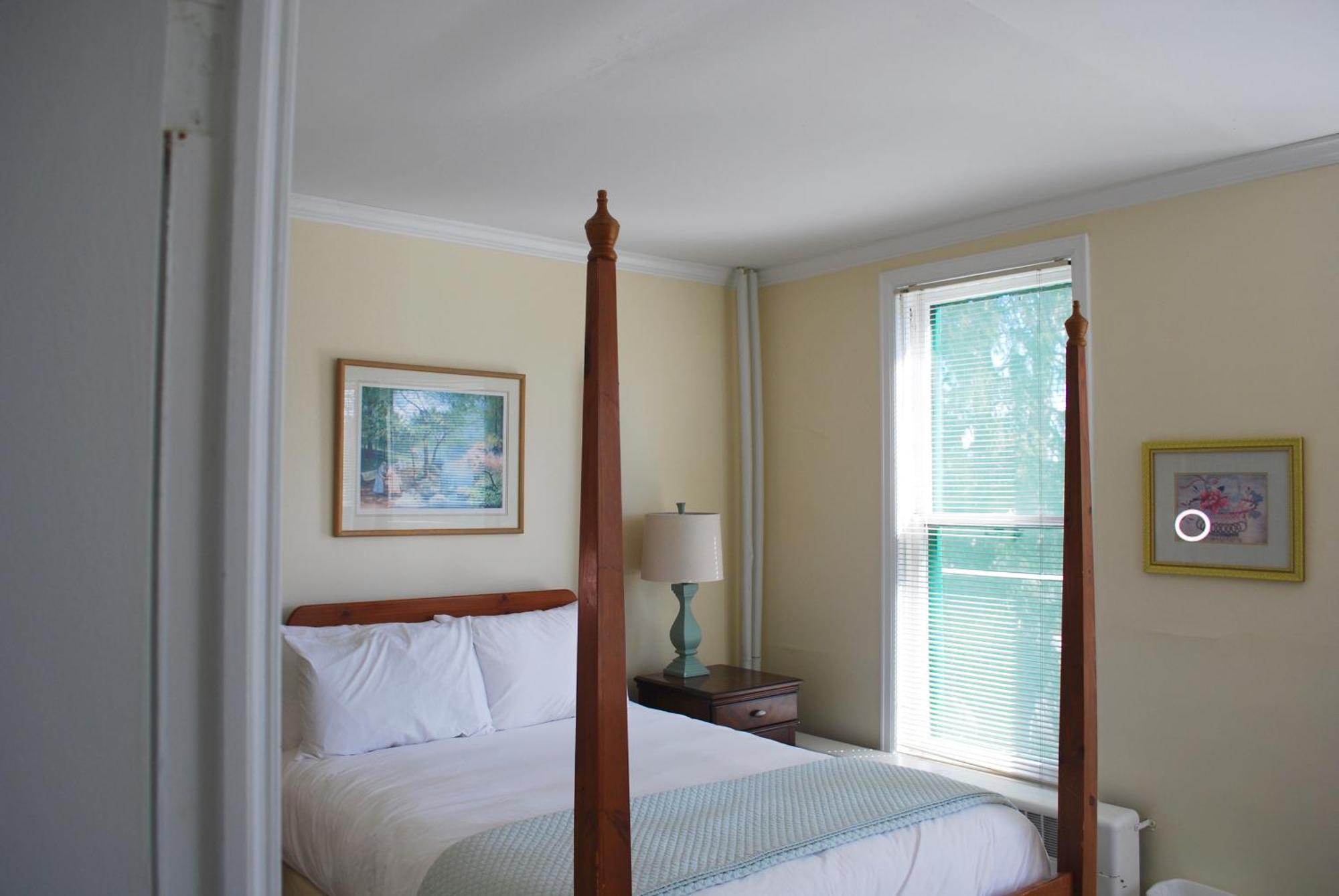 Anne'S Washington Inn (Adults Only) Саратога Спрингс Стая снимка