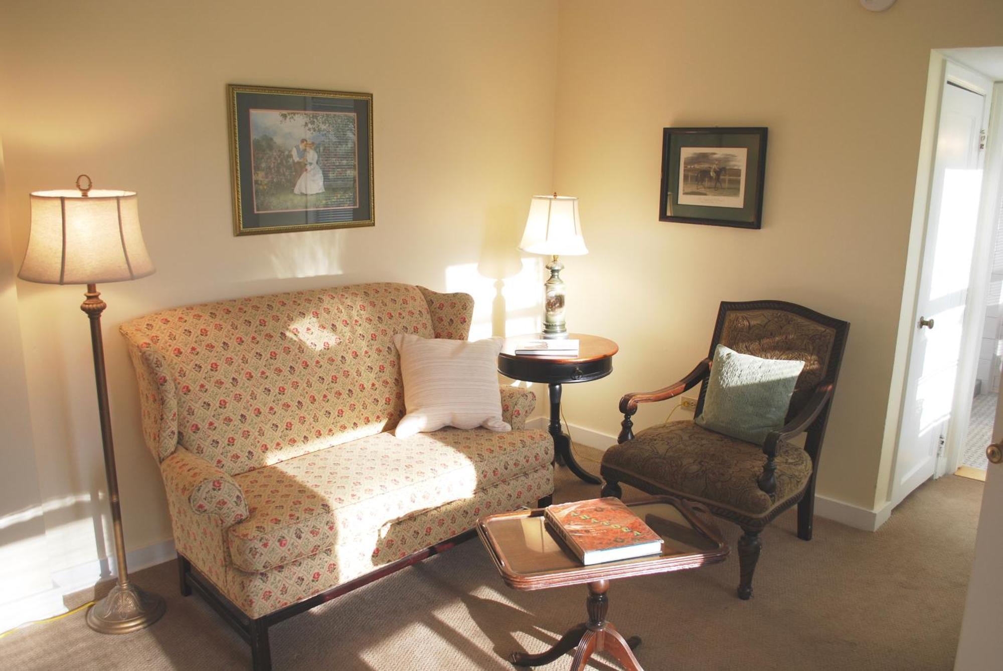 Anne'S Washington Inn (Adults Only) Саратога Спрингс Стая снимка