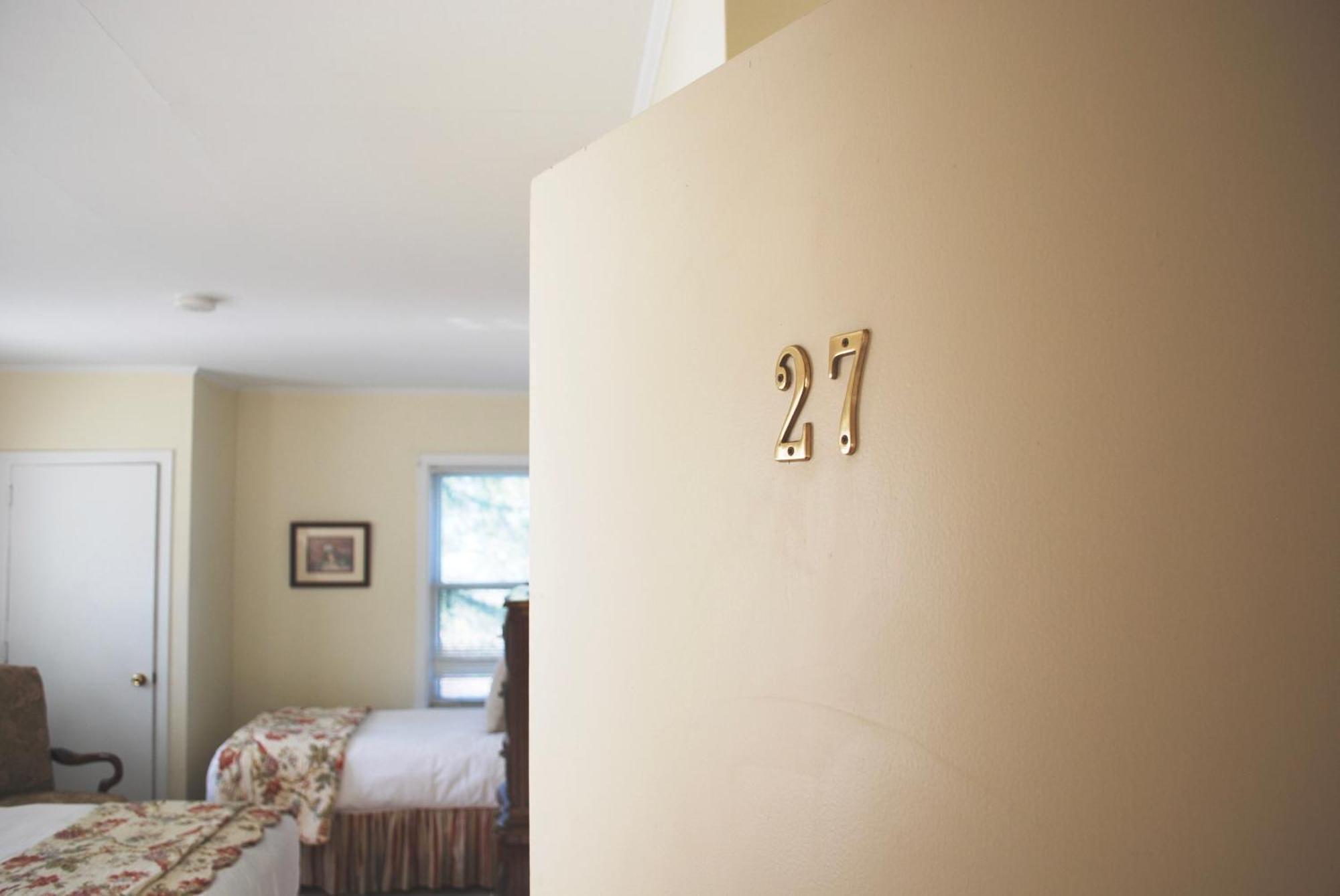 Anne'S Washington Inn (Adults Only) Саратога Спрингс Стая снимка