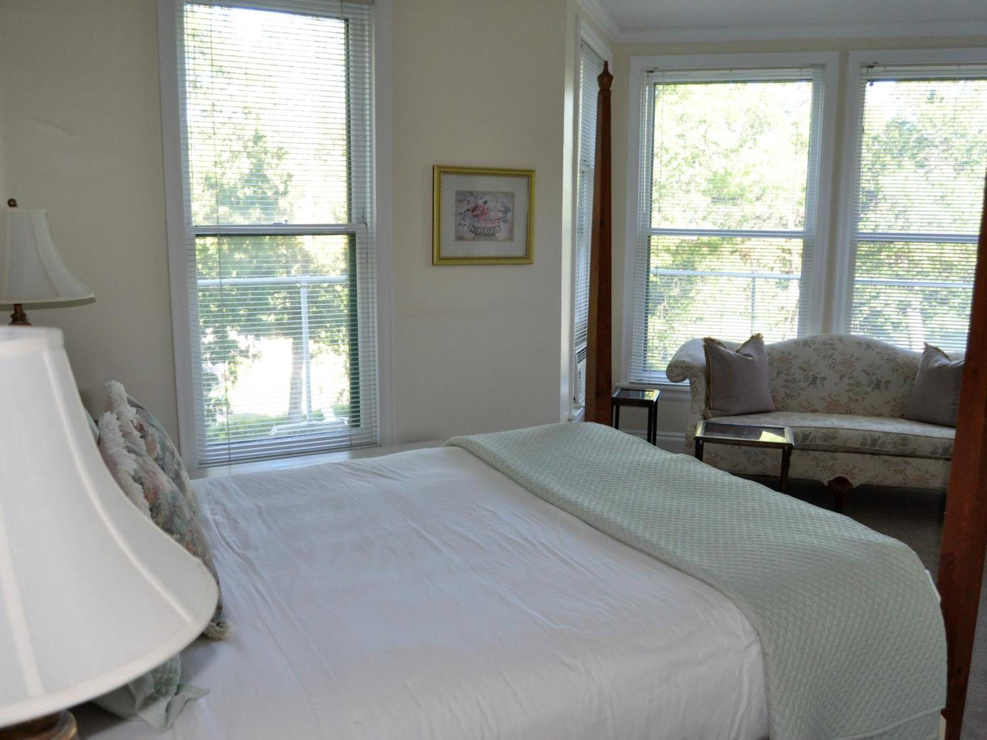 Anne'S Washington Inn (Adults Only) Саратога Спрингс Стая снимка