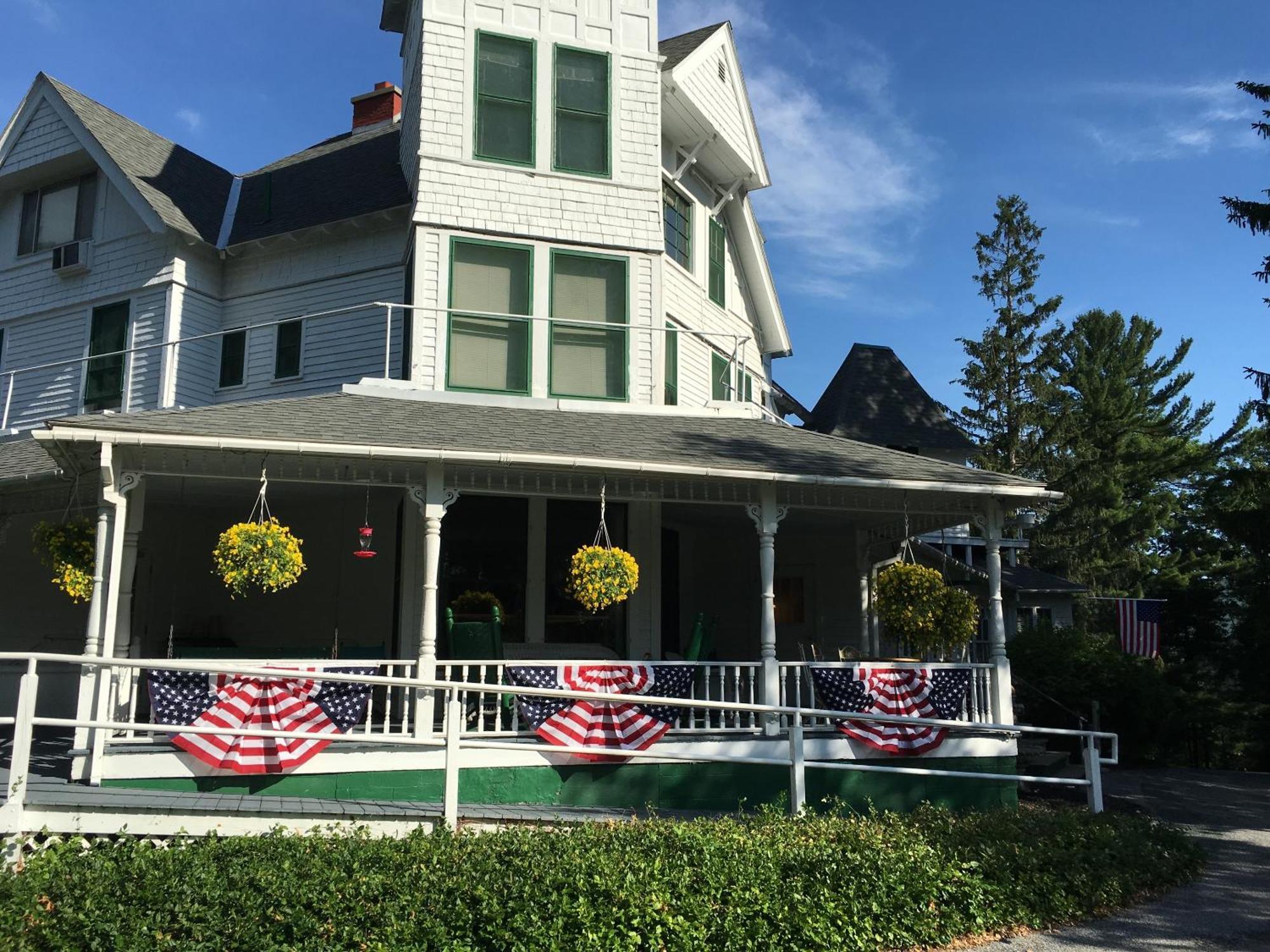 Anne'S Washington Inn (Adults Only) Саратога Спрингс Екстериор снимка